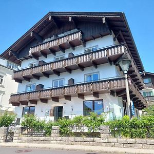 Hotel Seerose Garni Wolfgangsee